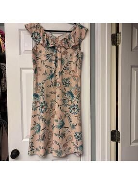 Ann Taylor LOFT Pink Floral Ruffle V Neck. Stretch Dress. Size L. Office Work